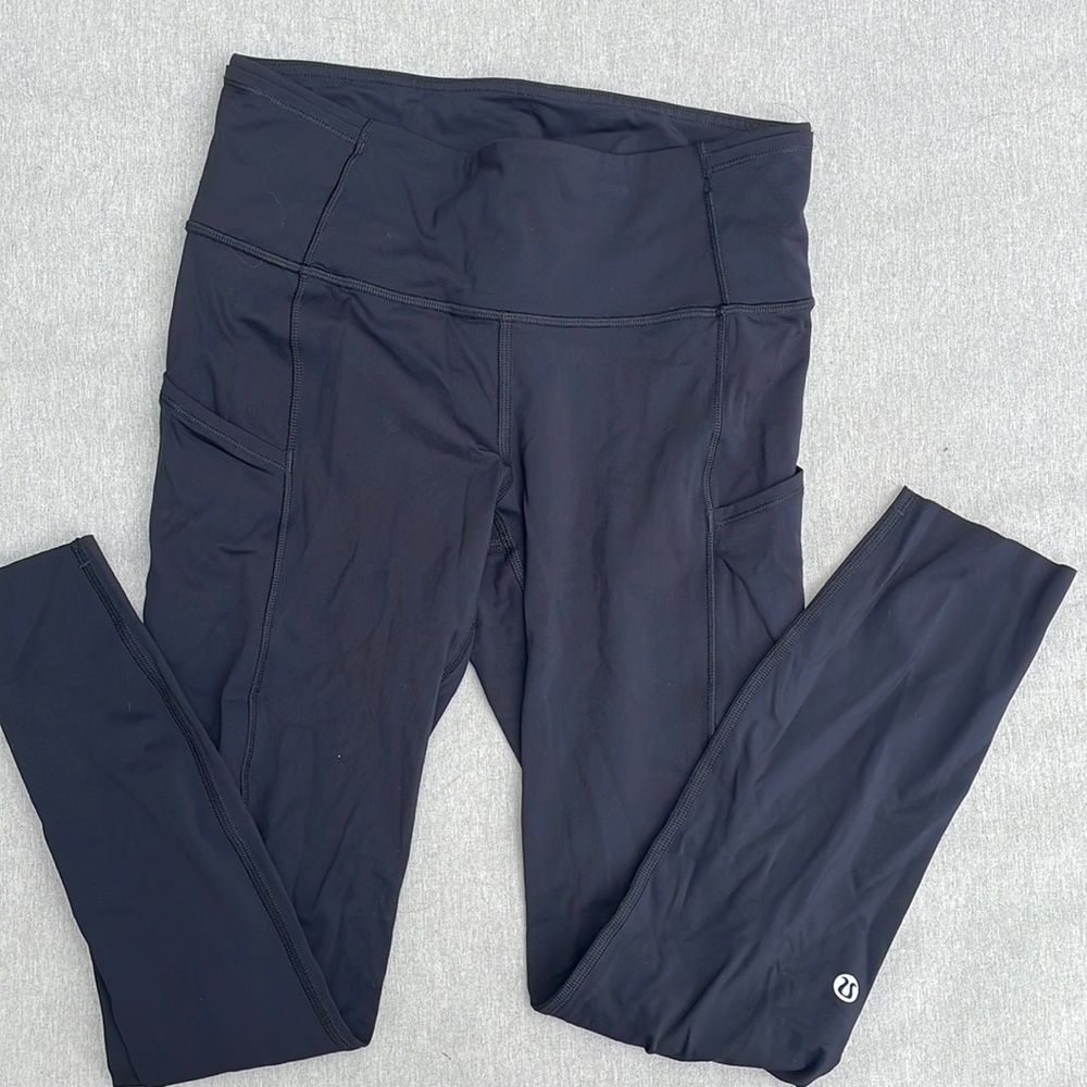 LuLuLemon high intensity running leggings with pockets